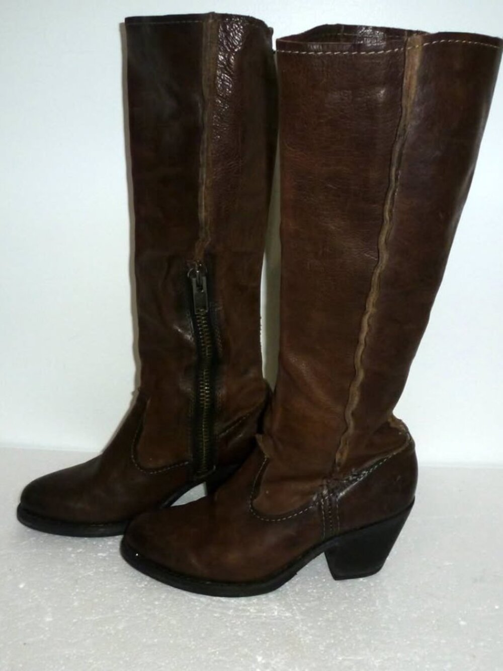 Very Nice Pair Frye Brown Leather Knee Boots - Women SZ 7 B